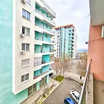 Summerland Seaview Premium *