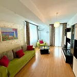 아파트 Summerland Seaview Premium