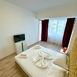 아파트 Summerland Seaview Premium 마마이아