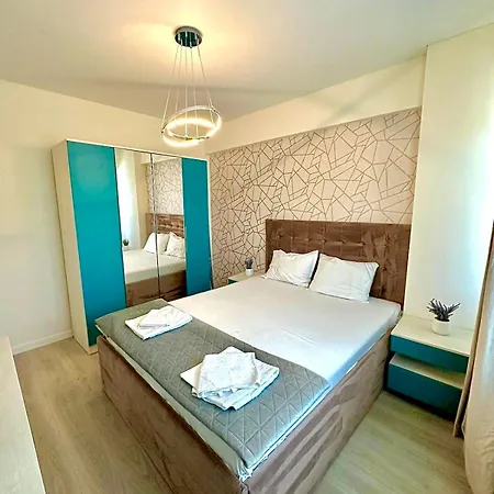 Summerland Seaview Premium Mamaia