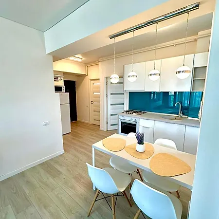 Summerland Seaview Premium * Mamaia