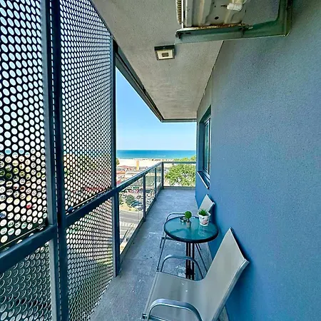 Apartment Summerland Seaview Premium