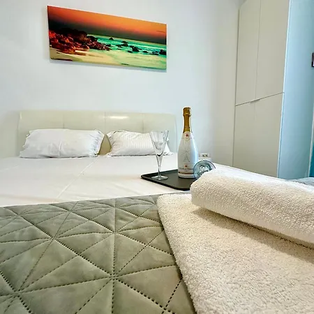 Apartmán Summerland Seaview Premium *