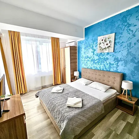 Summerland Seaview Premium Mamaia