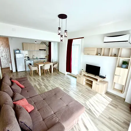 Summerland Seaview Premium Mamaia