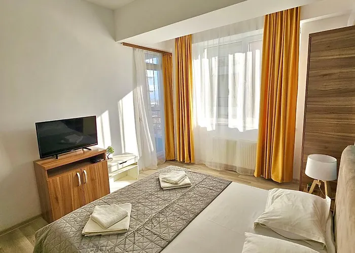 Summerland Seaview Premium