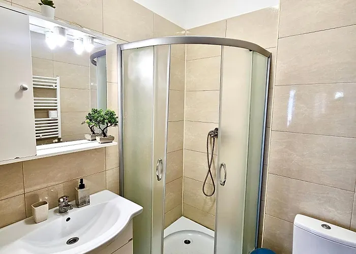 Summerland Seaview Premium