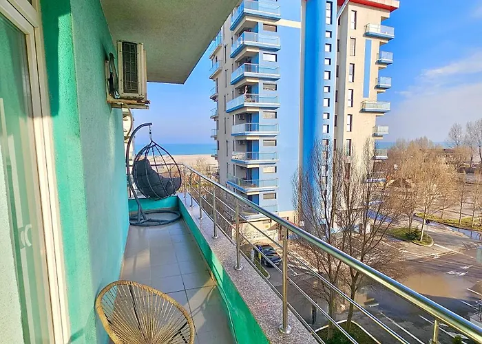 Summerland Seaview Premium * Mamaia