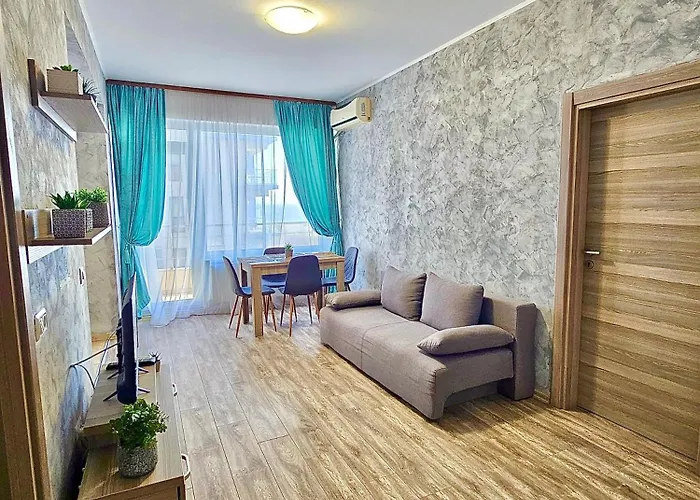 Summerland Seaview Premium * Mamaia