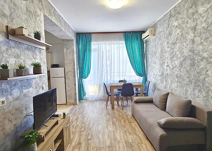 Summerland Seaview Premium Mamaia