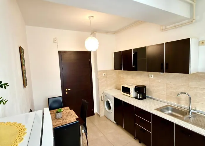 Summerland Seaview Premium Mamaia